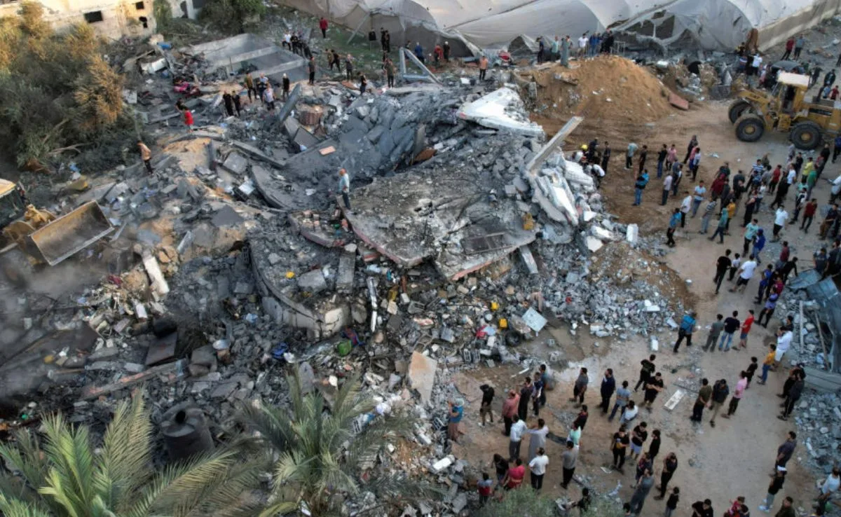 Israeli airstrikes on Gaza persist