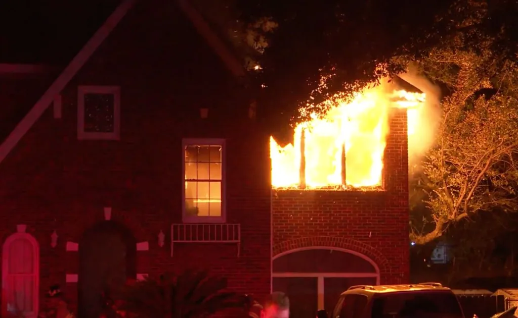 Beyoncé's childhood home caught fire on Christmas Day.